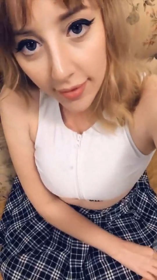 Lilly Woods on Boobyday, boobs, blonde, reveal, skirt videos, her twitter, instagram, reddit links