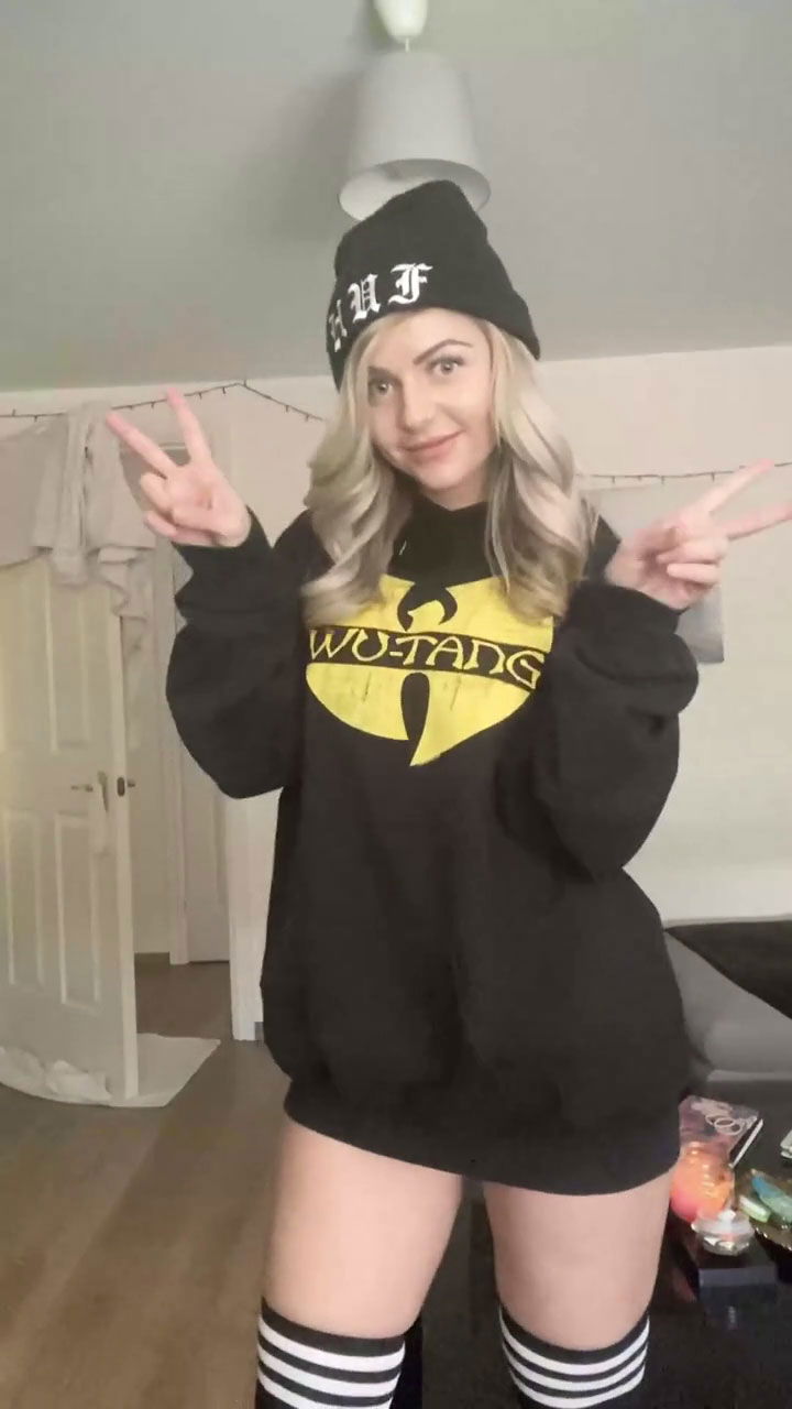 Boobyday, boobs, blonde, piercing, naked, face videos, her twitter, instagram, reddit, fansly, onlyfans links