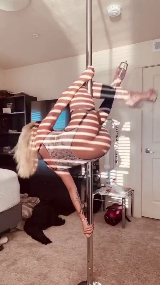 Boobyday, boobs, asian, dyed-hair, booty, pool-dance, lingerie videos, her twitter, pornhub, onlyfans links