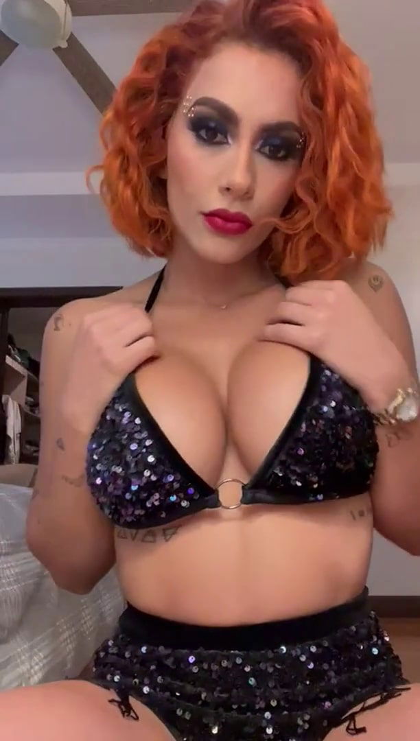 keniamusicr on Boobyday, boobs, dyed-hair, lingerie, booty, big-boobs, big-nipples, arabic videos, her twitter, instagram, tiktok, reddit, onlyfans, fansly links